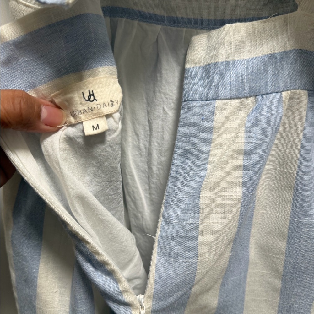 NEW URBAN DAIZY hailee ruffle striped romper in blue Sz M Summer Resort Beach - Picture 7 of 11